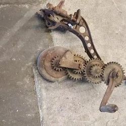 Antique Classic Vintage Hand Grinder With Gears