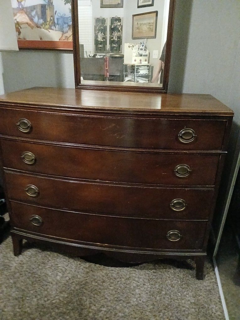 Drexel Antique Bowed Front Dresser With mirror
