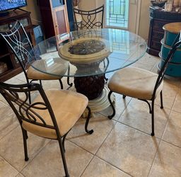 Tropical Pineapple Table & 4 Chairs