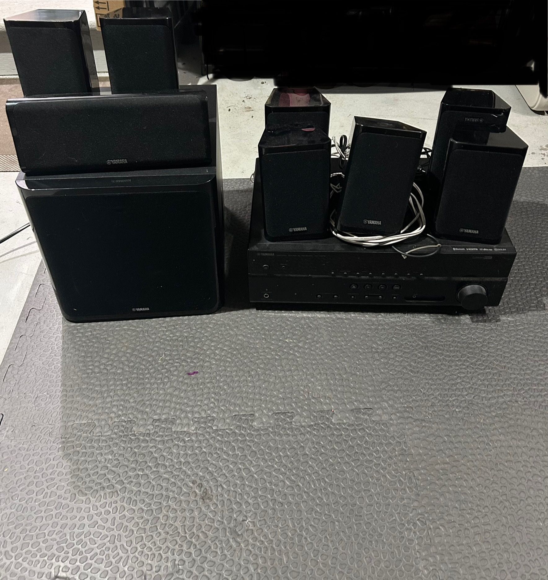 Yamaha Theater System