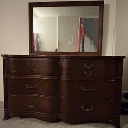 Table Rock Dressers set