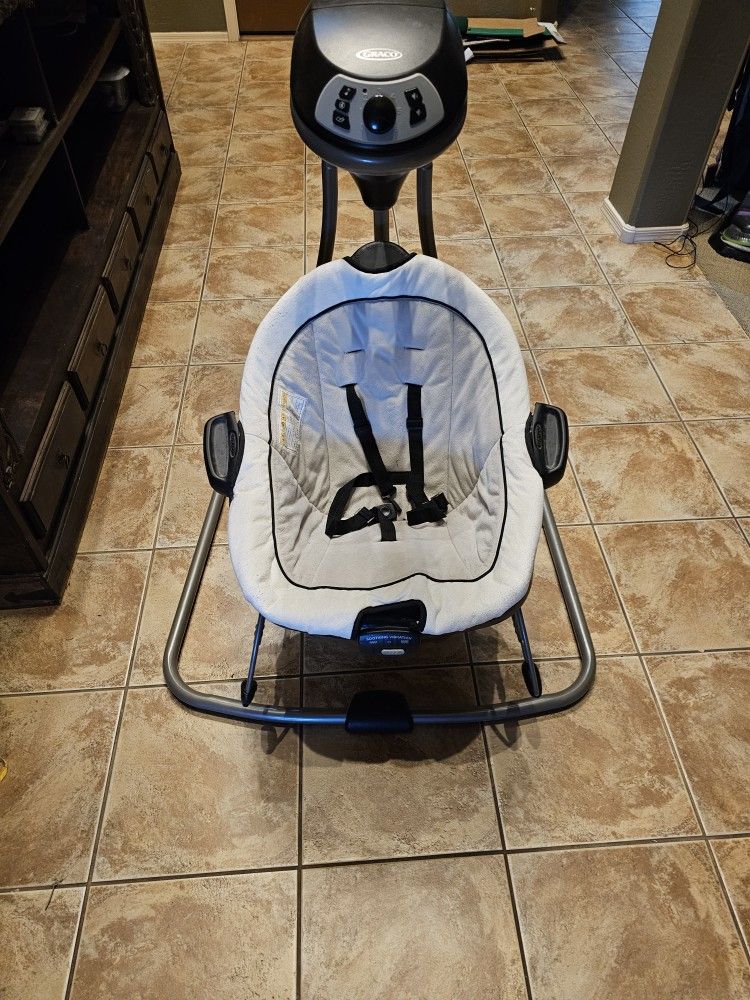 Baby Swing/bouncer