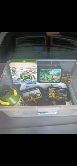 John Deere Collectible Tin Collection