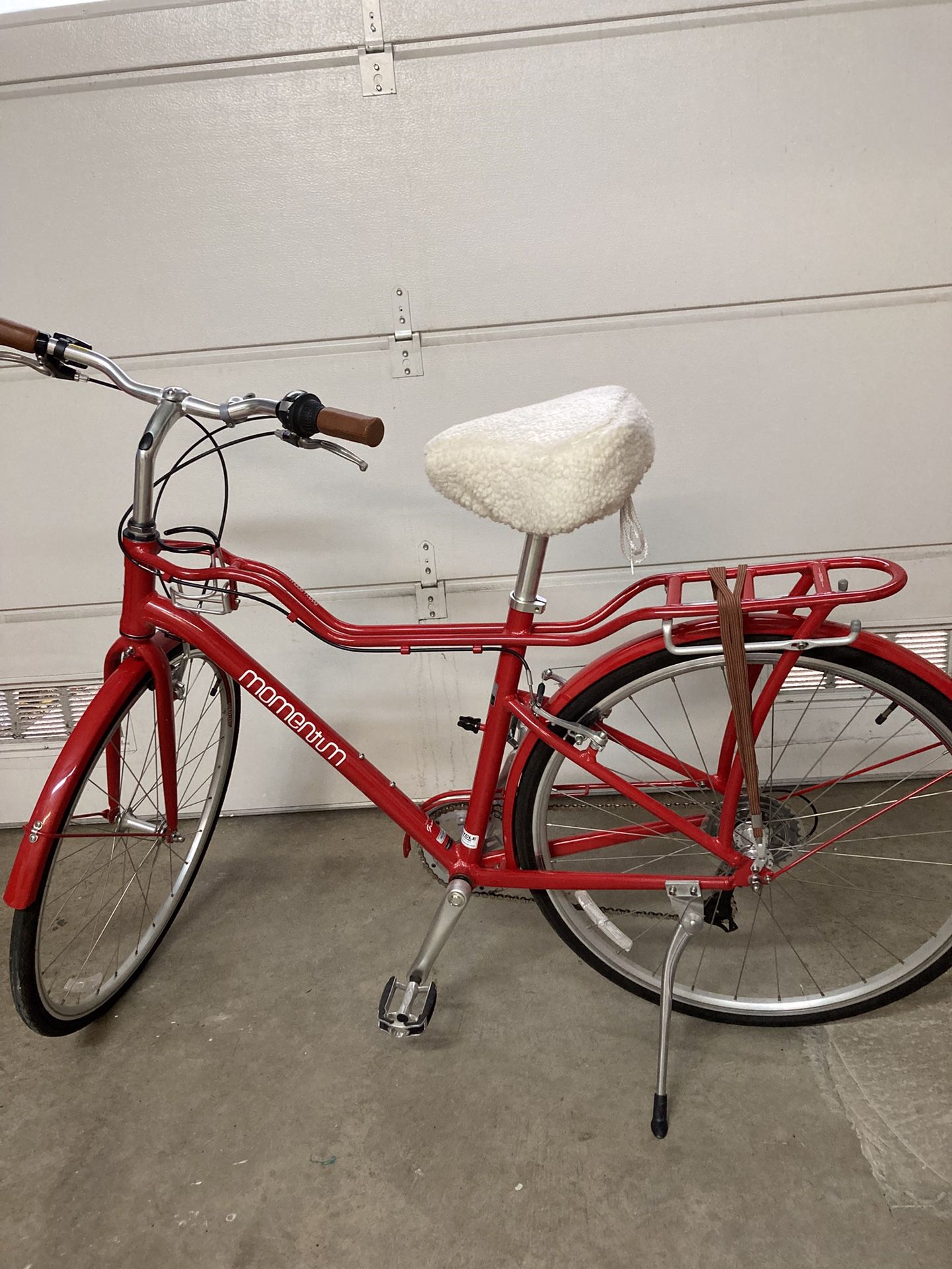 Giant Momentum Street Step Bike Red $250.00