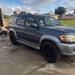 2003 Toyota Sequoia