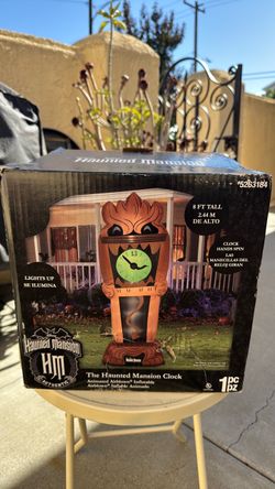 Haunted Mansion clock