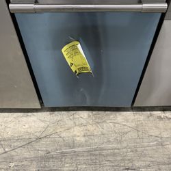 Frigidaire Professional Dishwasher In Stainless Steel New Open Box