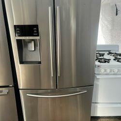 Refrijerador Samsung 3 Puertas Y Estyfa De Gas 