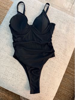 Swim suit shien