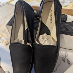 Women's Black Shoes 