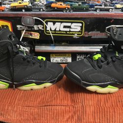 Nike Ai Jordan 6 “Electric Green”  size 10 men