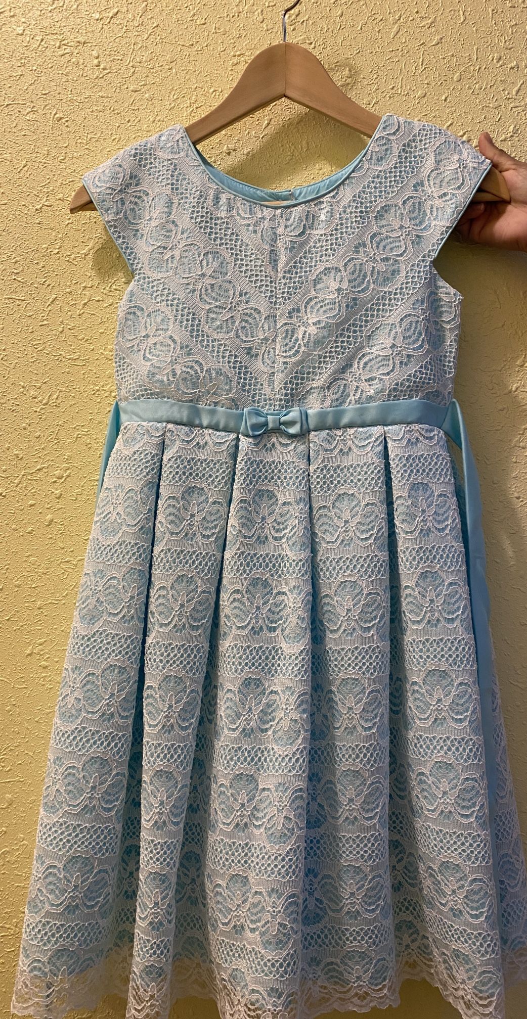 Girl’s Dress