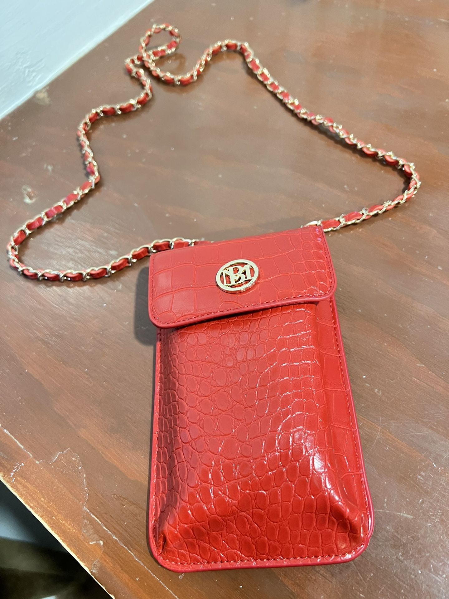 BADGLEY MISCHKA Vegan Leather RED Cell Phone Case Crossbody Wallet Purse