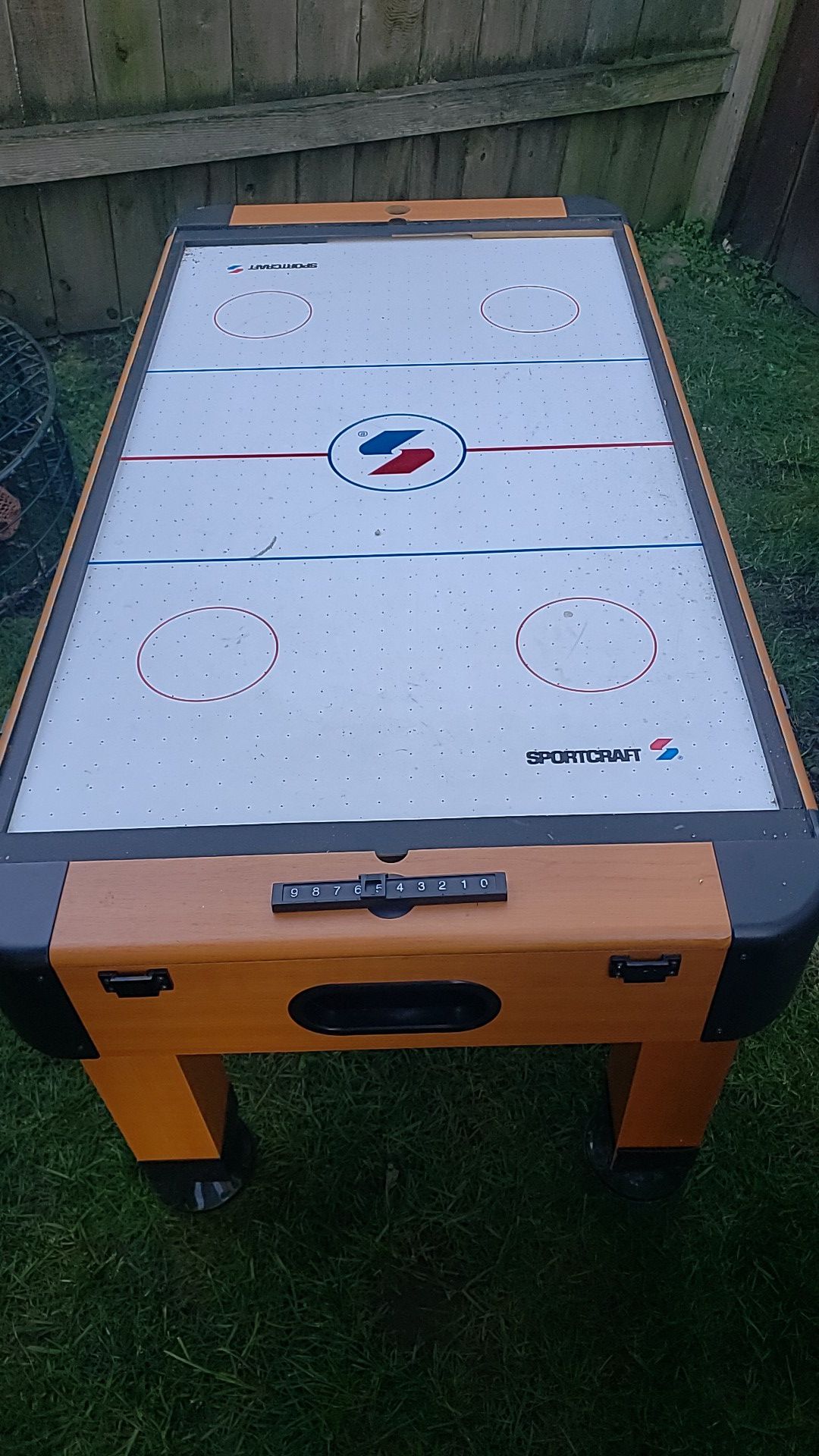 Foos ball / air hockey table