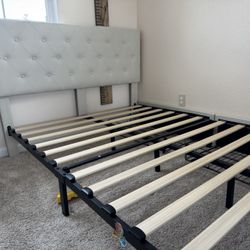 Full Size Bed Frame with 4 storage drawers