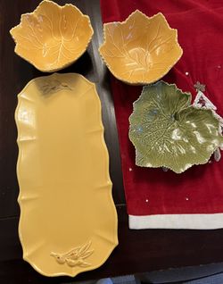 Ceramic Serving Plate And Small Bowls Made In Portugal 