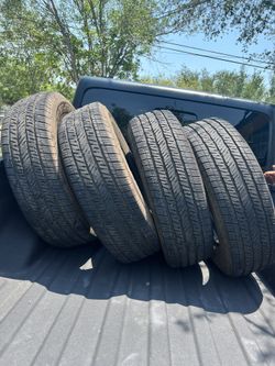 Bridgestone 225/70R18 