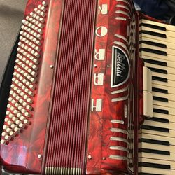41 Piano Key Accordion