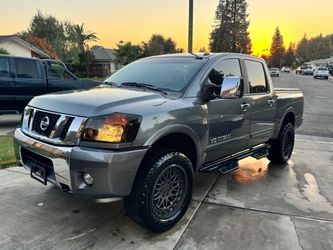 2015 Nissan Titan