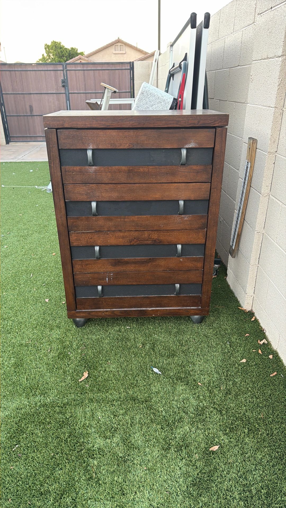 Zocalo Four Drawer Dresser 