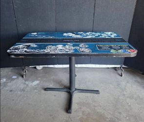 6 Honey Fish Branded Tables