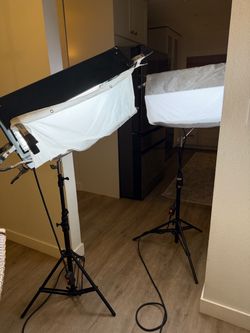 Set of 2 kino flo diva lite photography lighting