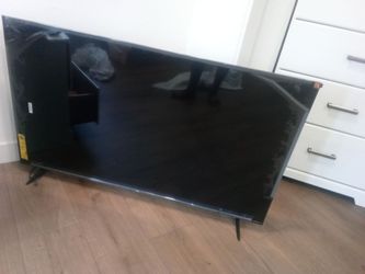 Brand new TCL 55 INCH FLAT SCREEN TV