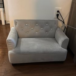 Beautiful Small Sofa For Pets 