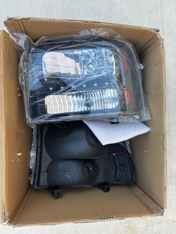 99-04 Ford F250 headlights