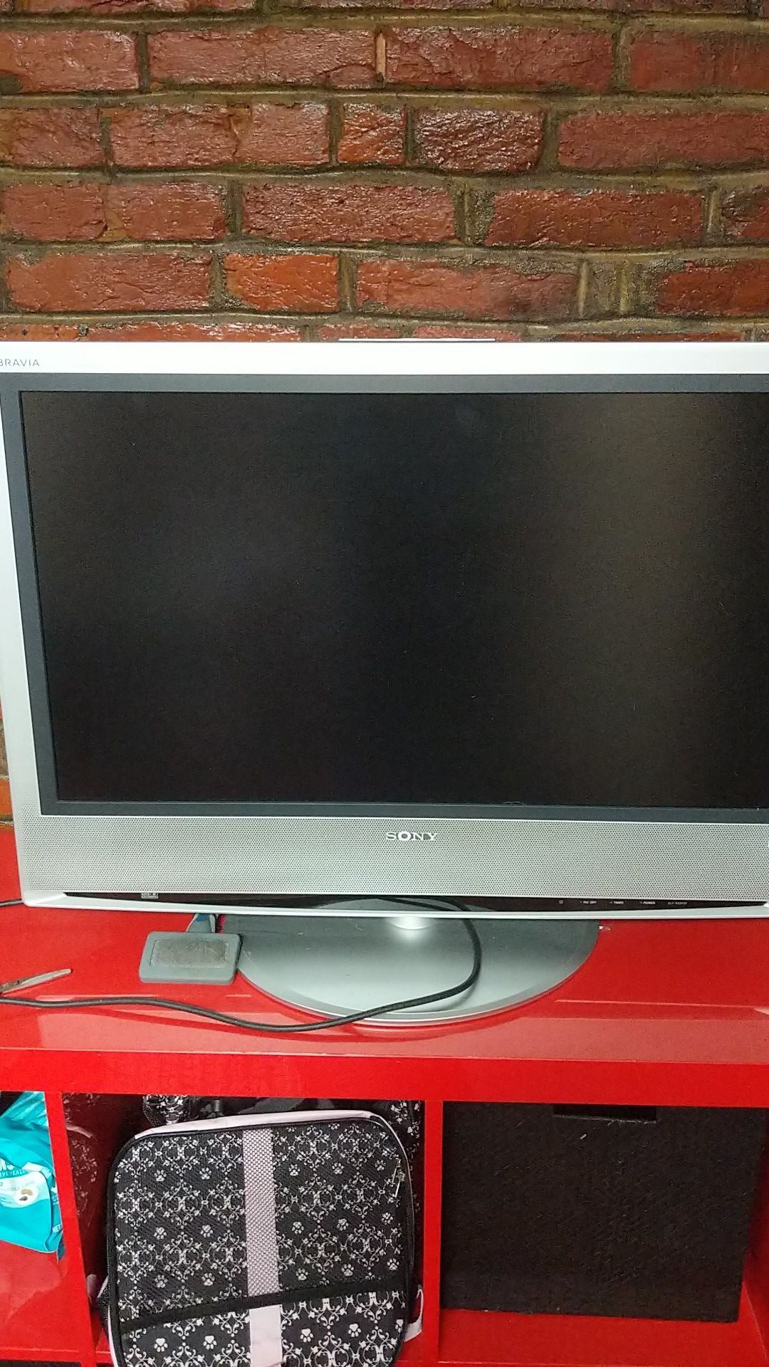 32 Inch Sony TV screen with HDMI