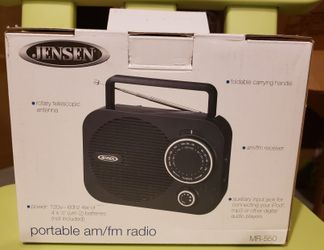 Jensen Portable AM FM Radio MR 550 Classic Black 