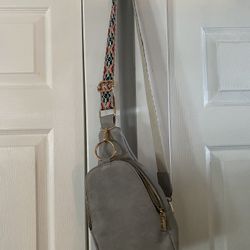 Kailla sling bag
