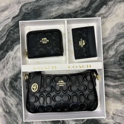 COACH BAGS 