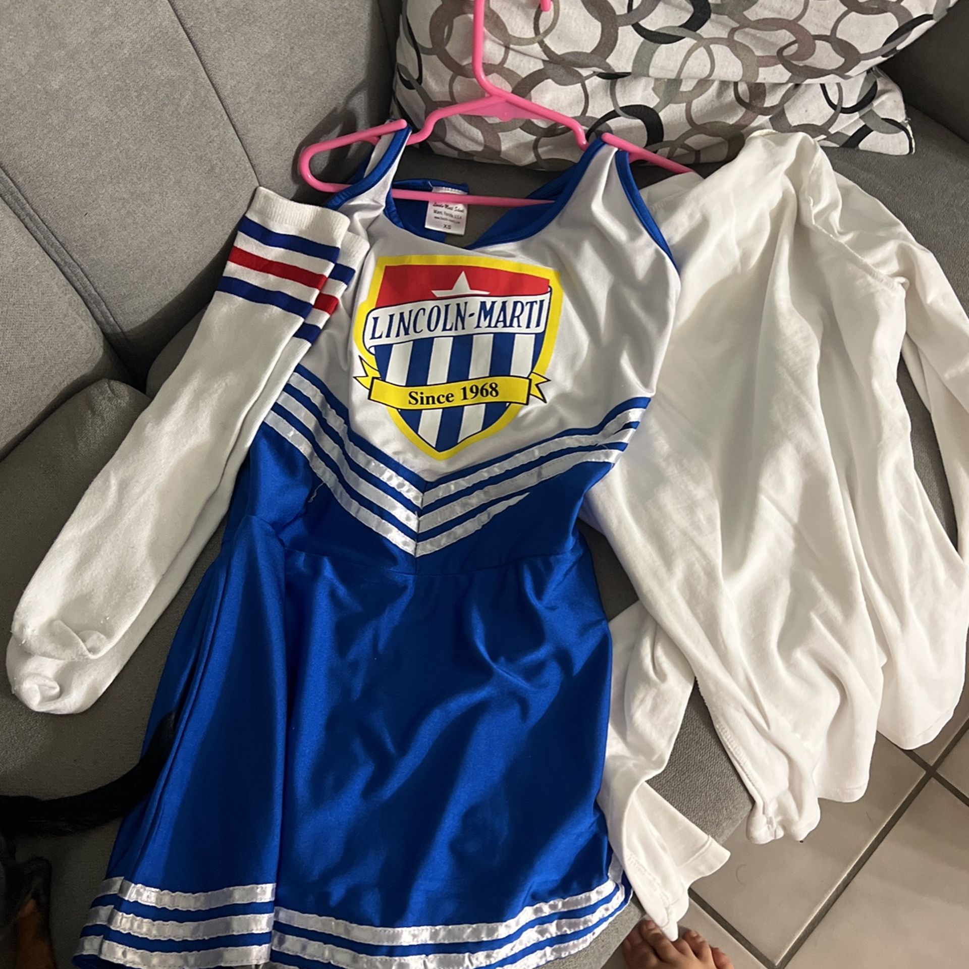 Lincoln Martà Cheer Uniform