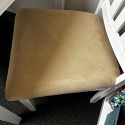 White Table Set. Like New "