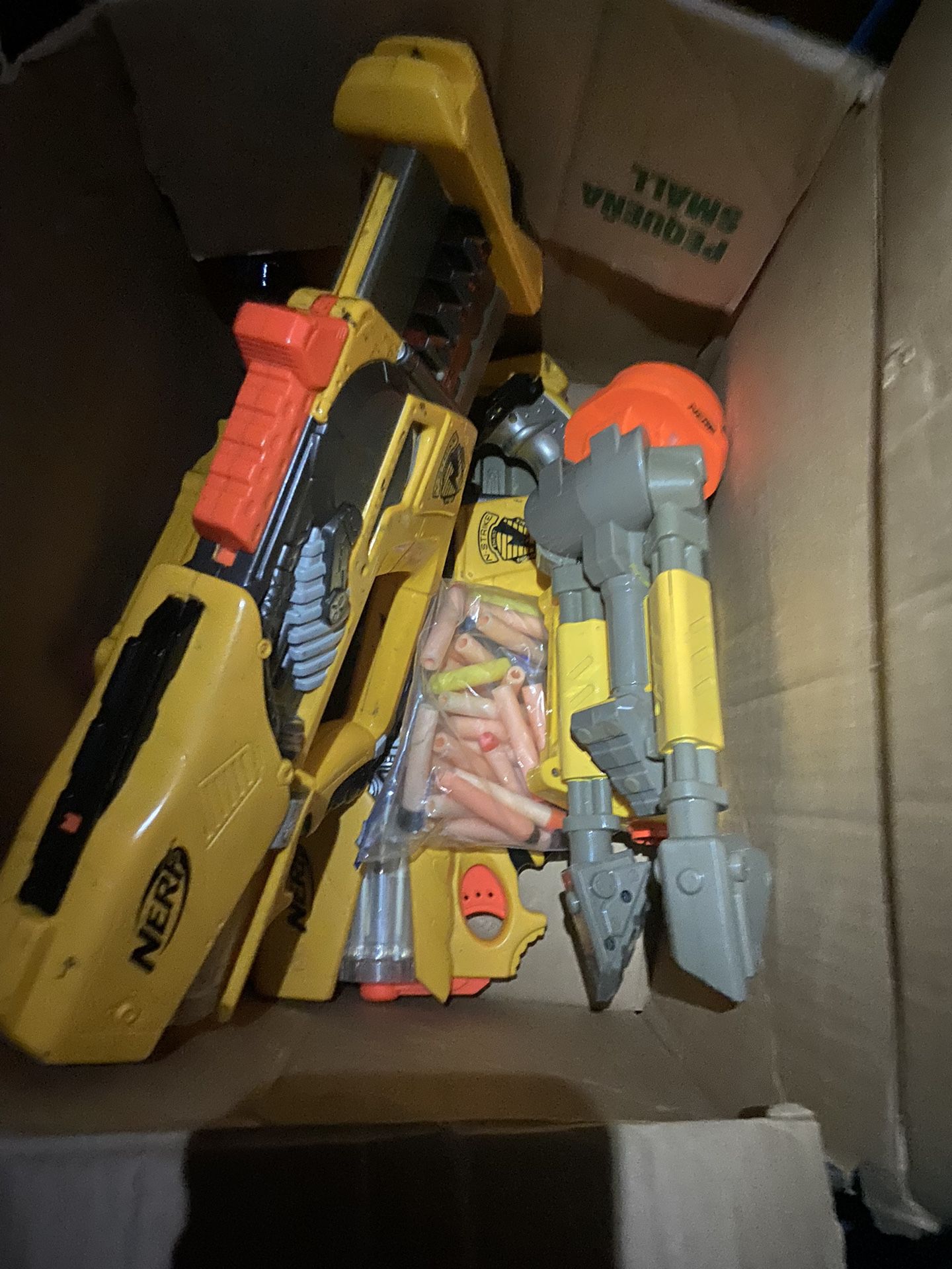 Toy soft dart 2 Nerf gun elite 2 yellow guns base holder darts bag lot