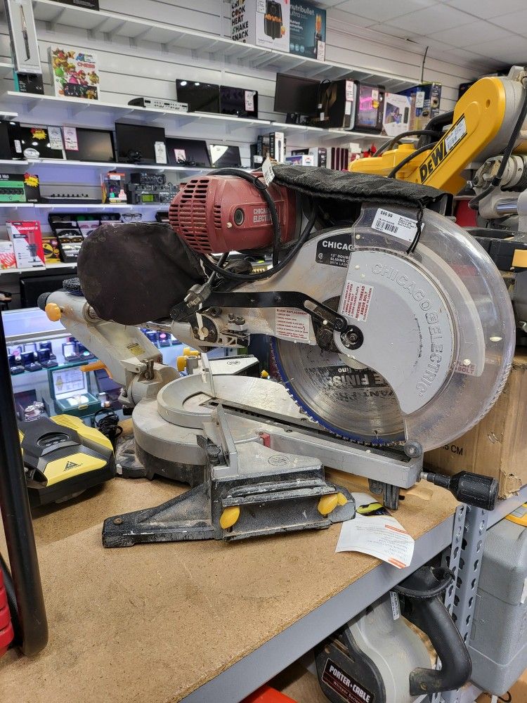 Chicago Electric 12 In Compound Miter Saw