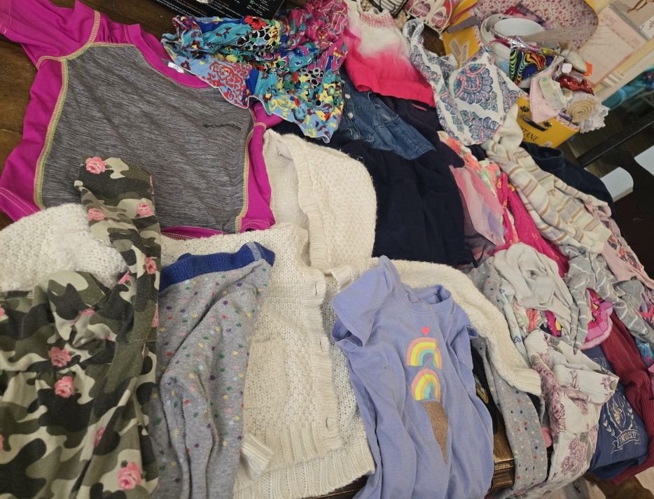 Cute Girl's 2t To 3t Clothing