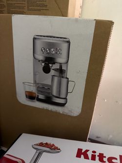 Breville Espresso Machine in Box
