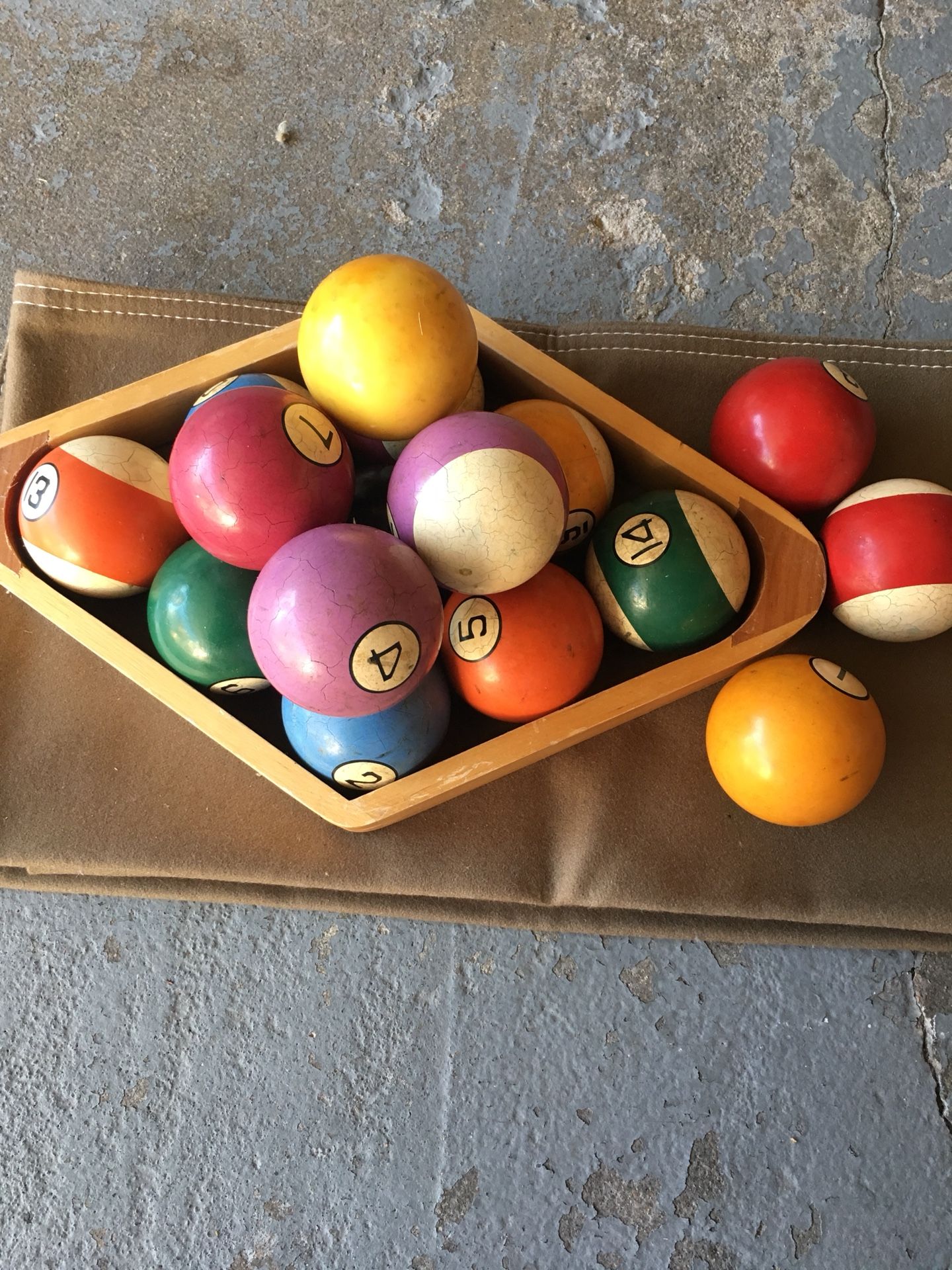 Vintage Brunswick and Collander (1930’s-1940 approx.) billiard pool ball set