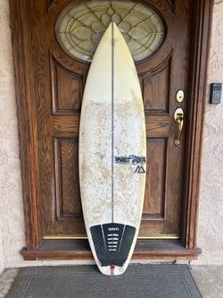 js monsta 8 5’6 eps surfboard - $200