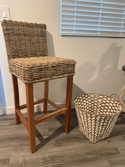 New Bar stool and basket!! $35 both