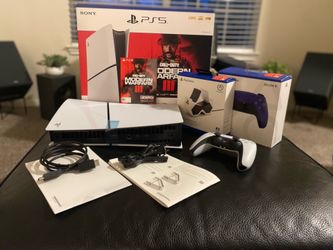 PS5-Modern Warfare 3 Bundle - Disc W/ Extra Controller (New) Purple & Charging Port For PS5 Controllers.