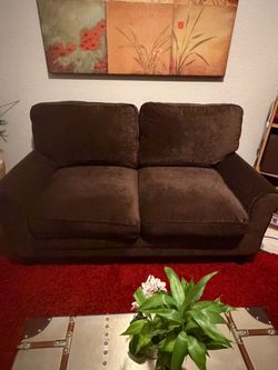 Serta Copenhagen Collection 61" Loveseat in Newport Brown