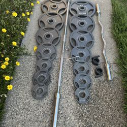 Olympic Weights 300 Lb Set + Curl Bar 2x45, 2x35, 2x25, 2x10, 4x5 And 2x2.5 Lbs 4 Collar Locks Included 