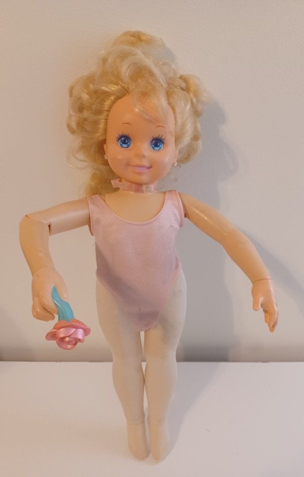 1989 Vintage Doll