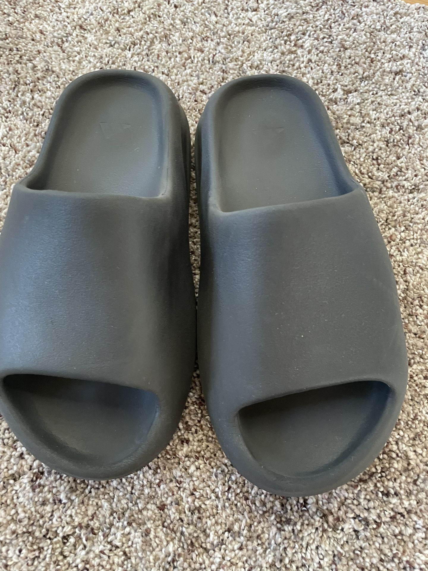 Yeezy Slides