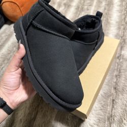 Uggs Size 7