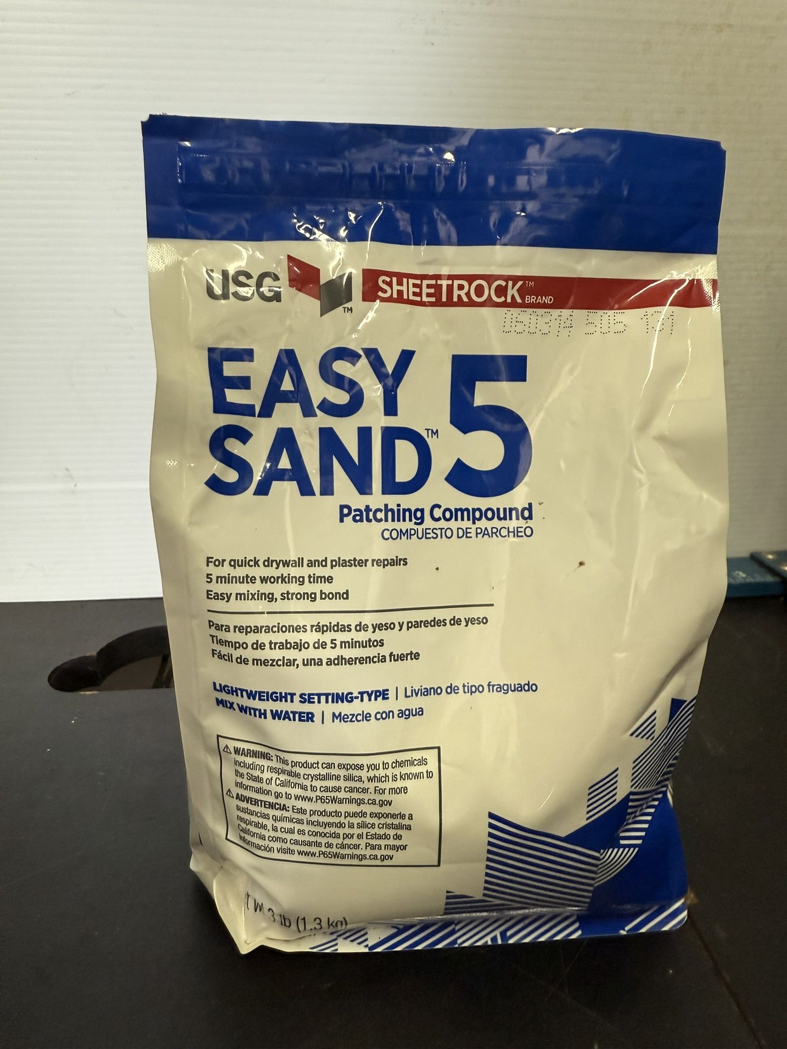 USG Sheetrock Brand Easy Sand 5 Lightweight Setting-Type Joint Compound.