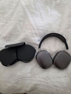 Airpod Max (Barely used)